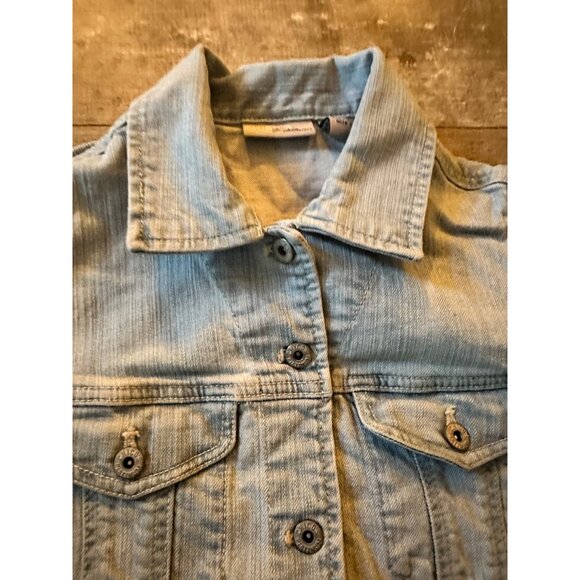 Chicos Platinum Denim Button-Down Sleeveless Vest Top Size 0 Light Wash Fitted S - Picture 5 of 7